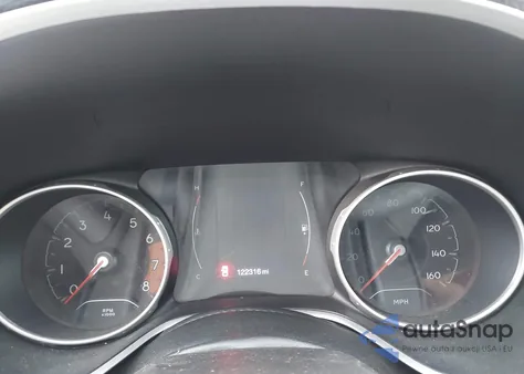 2021 Jeep Compass Latitude Fwd z USA, uszkodzony, nr VIN 3C4NJCBB9MT559929